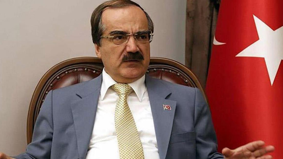 Hüseyin Avni Coş hayatını kaybetti