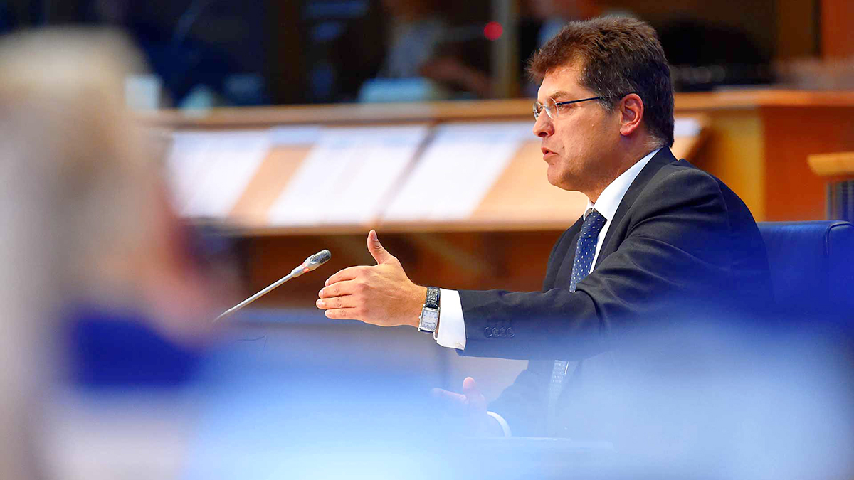 AB'den Türkiye'ye çağrı: Yardıma hazırız