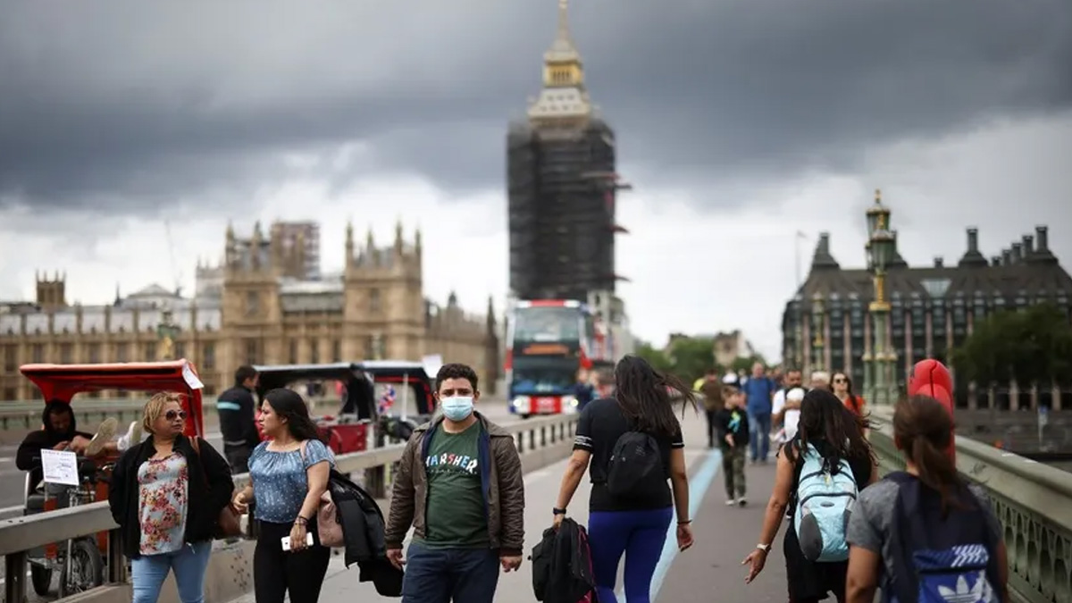 İngiltere'den gençlere aşı teşviki