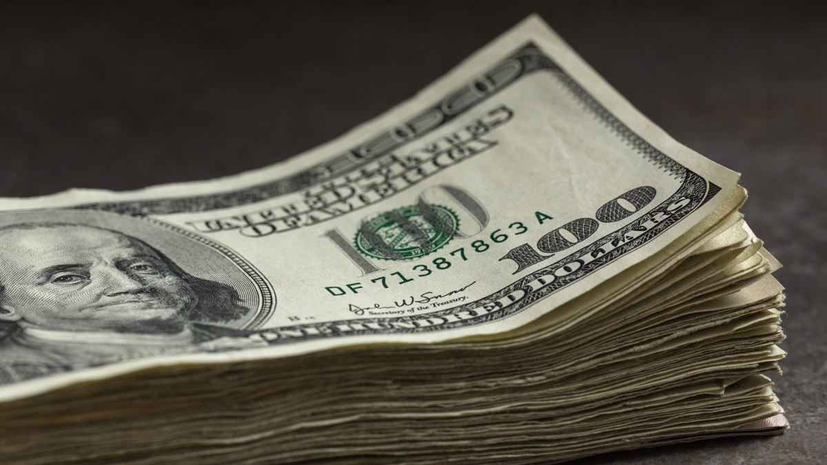 8,40'a kadar gerileyen dolar haftaya yükselişle başladı