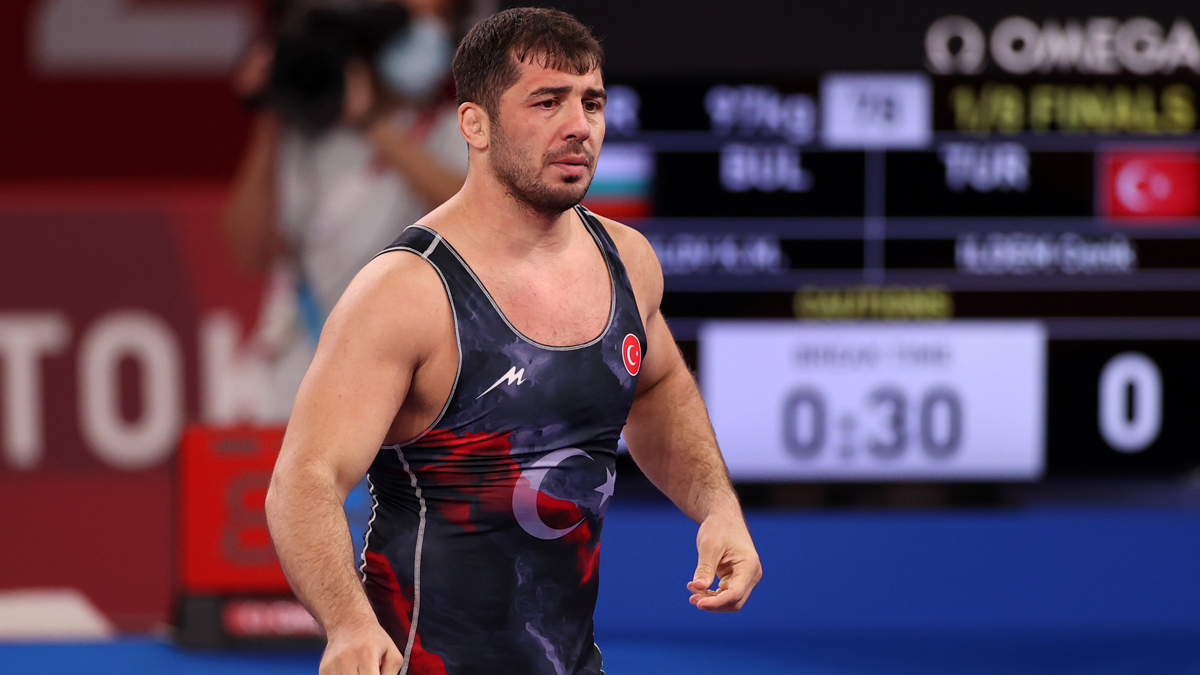 Milli güreşçi Cenk İldem olimpiyatlara veda etti