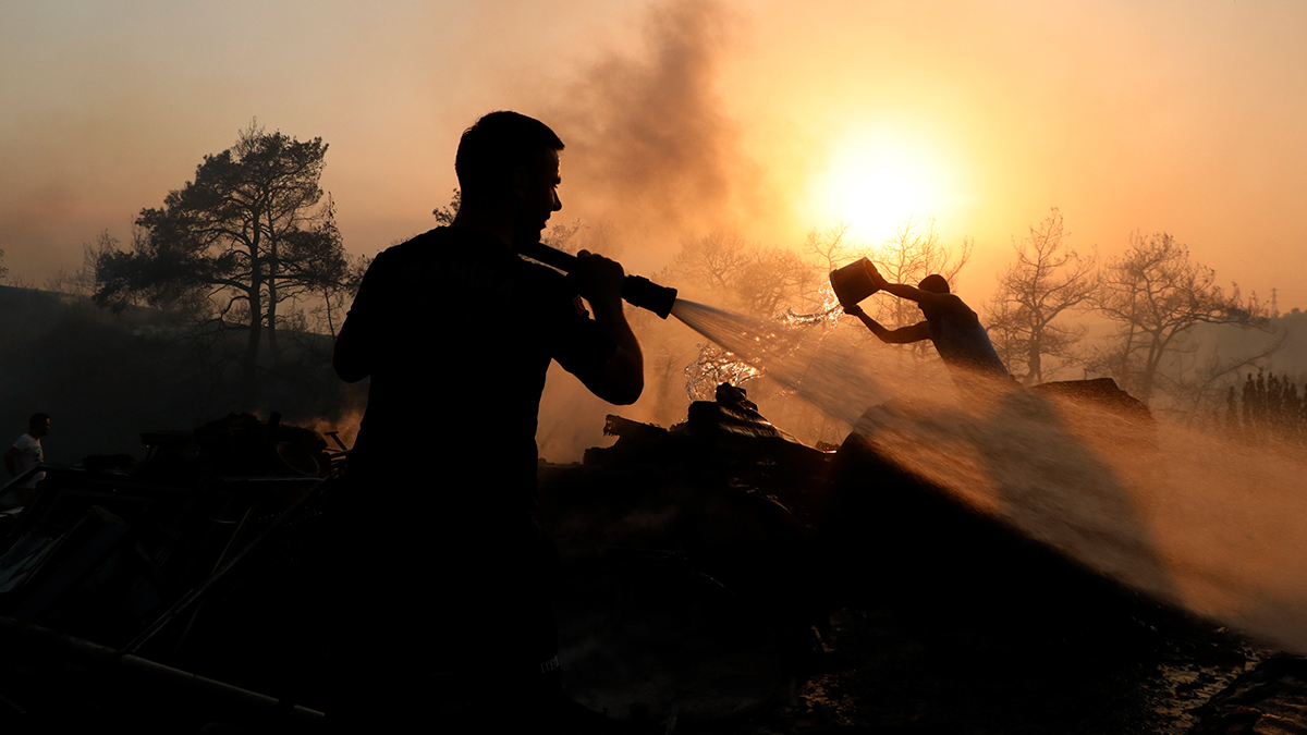 Son dakika! Bakan Pakdemirli son durumu paylaştı: 33 ilde 167 yangın kontrol altında