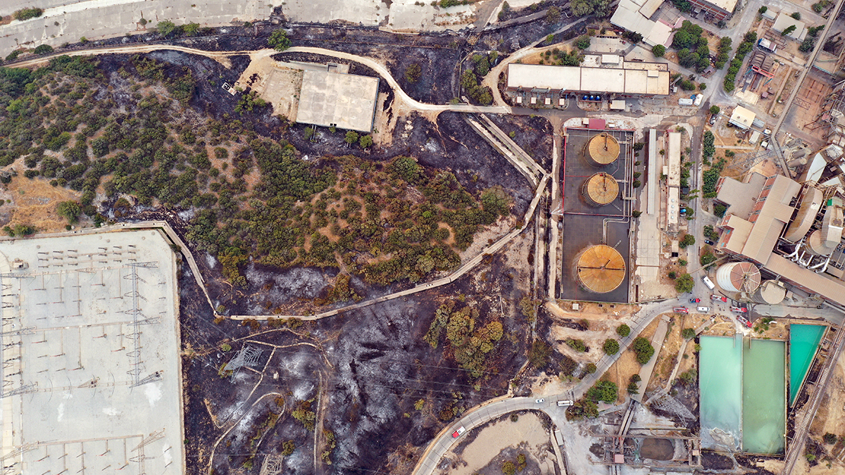 Dış basında 'yangın' manşetleri: Hükümete öfke büyüyor