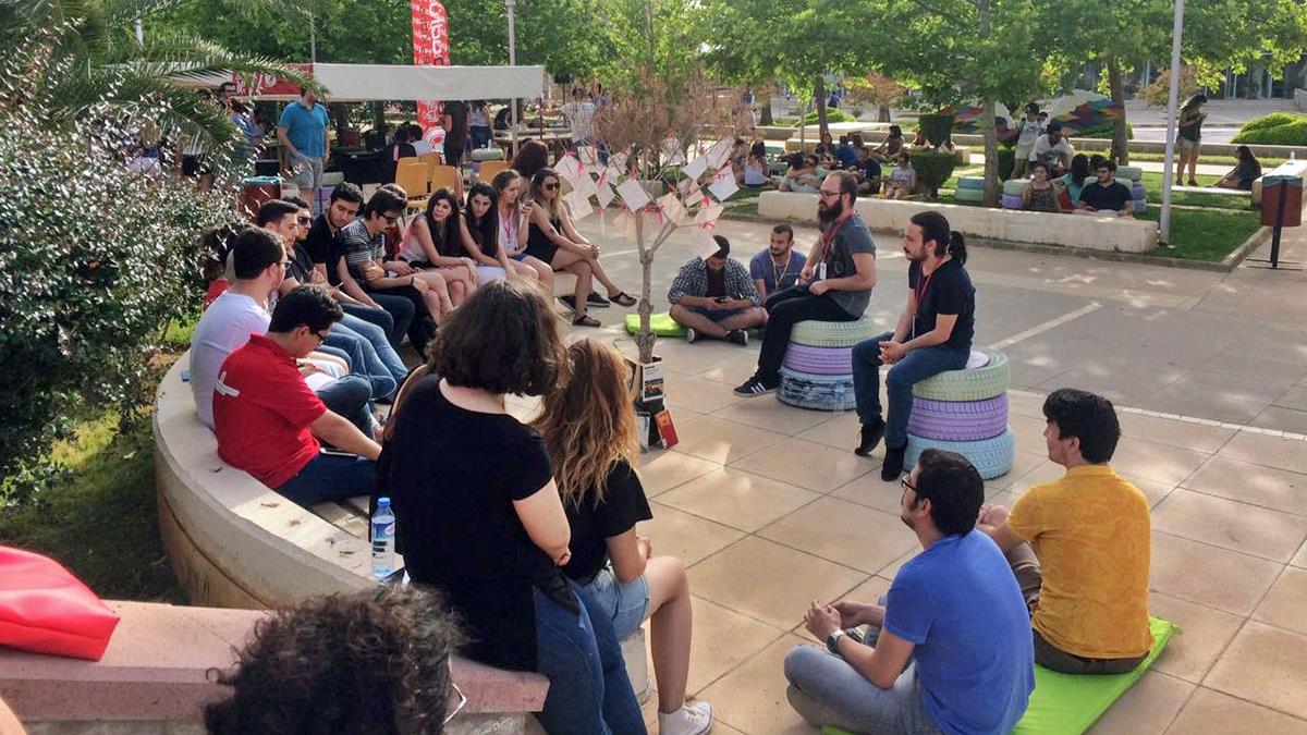 Üniversiteler ne zaman açılacak? Üniversitelerde yüz yüze eğitim mi uzaktan eğitim mi?