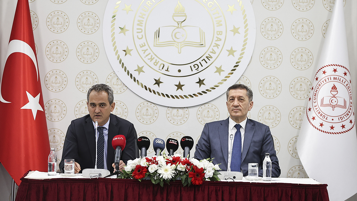 Milli Eğitim Bakanı Mahmut Özer'den ilk açıklama: Vakaların sıfırlanmasını bekleyemeyiz