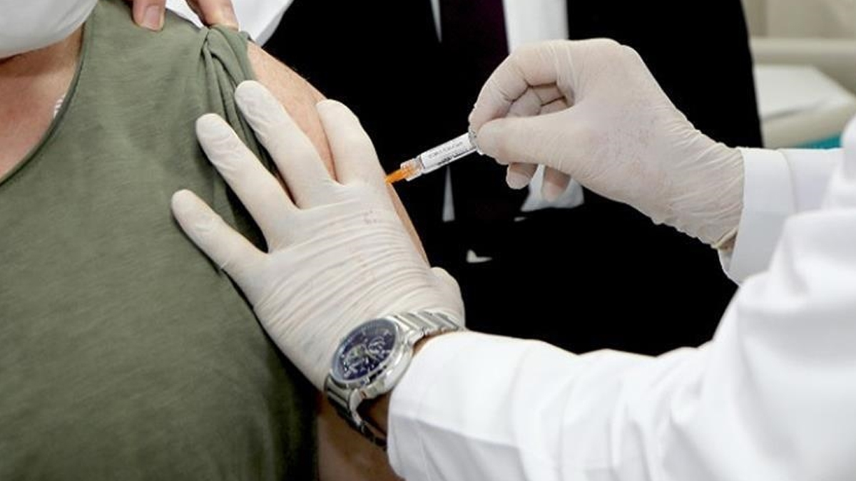 Bilim kurulu üyesinden ikinci doz çağrısı: Tek aşı eşittir hiç aşı