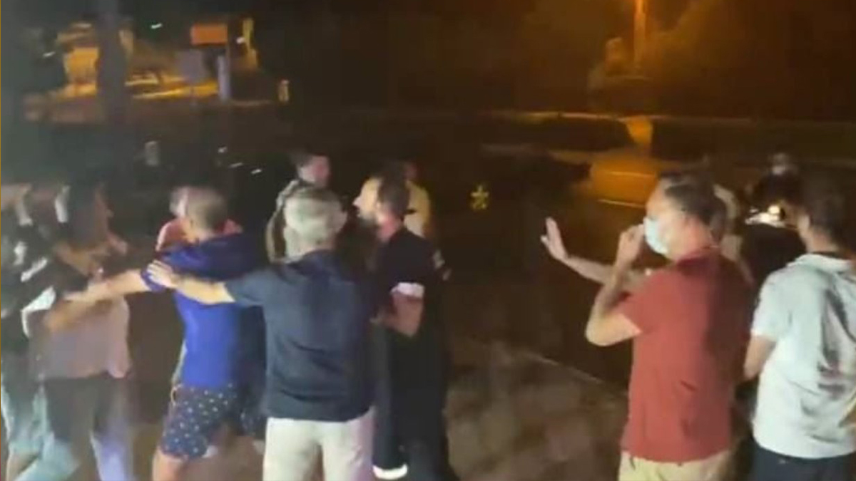 Halk TV yayınını durdurmak isteyenler, şikayetçi oldu