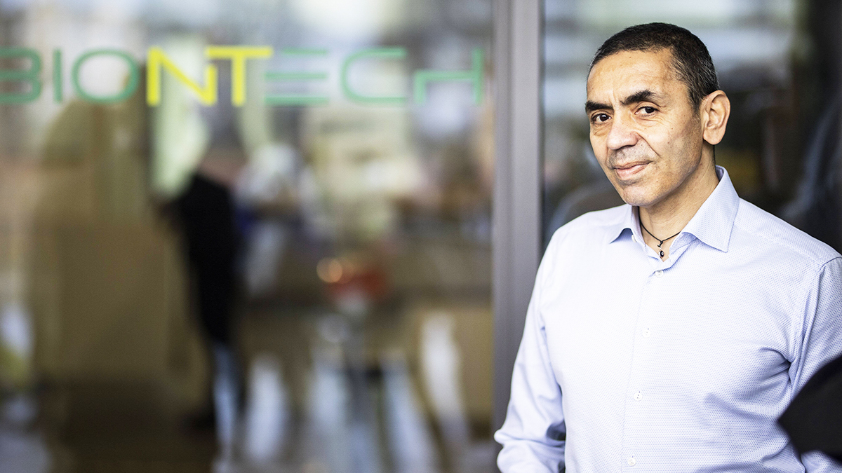 Uğur Şahin'den yeni açıklama: Delta için güncellemeye gerek yok