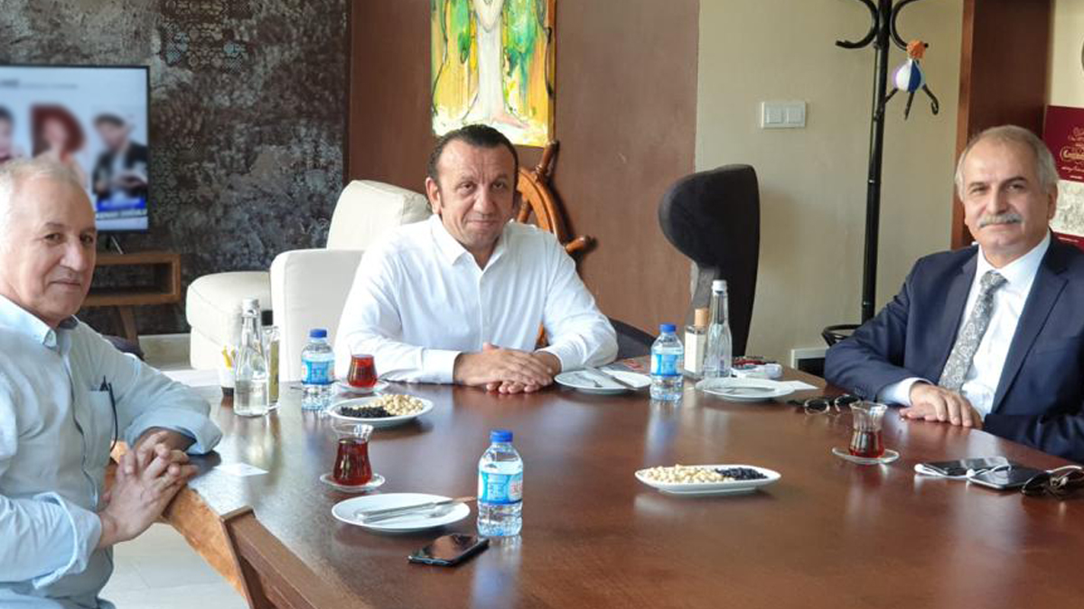 Yeni Çağ gazetesinden KARAR'a ziyaret
