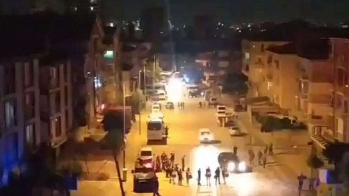 Altındağ'da gerilim büyüyor; Suriyelilere ait ev ve işyerleri taşlandı