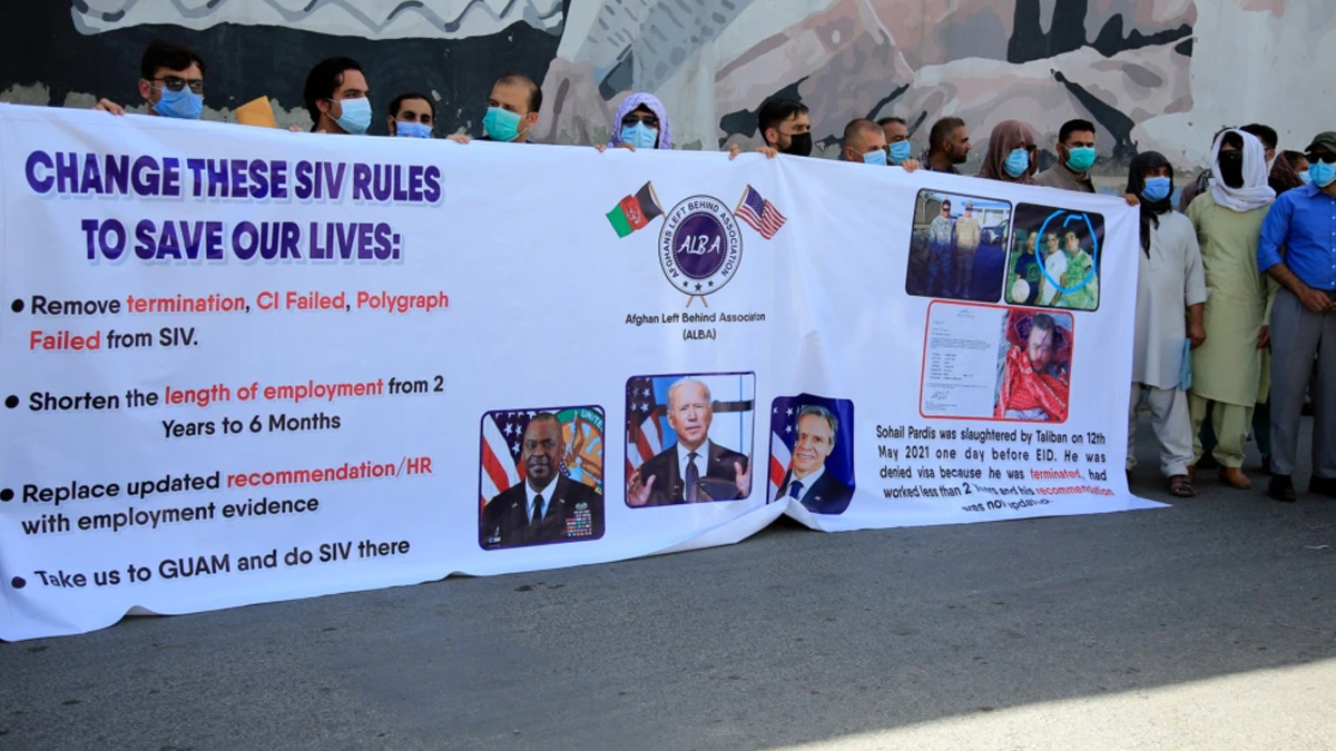 Biden yönetiminden Afganlara ilişkin hamle: Tahliyeleri için gizli görüşmeler yapılıyor