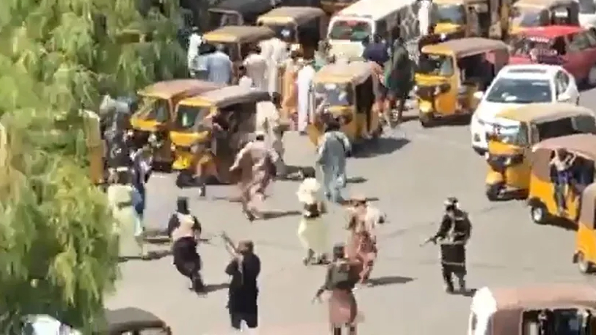 Protestoya silahlı cevap! Taliban ateş açtı: 3 ölü, en az 10 yaralı