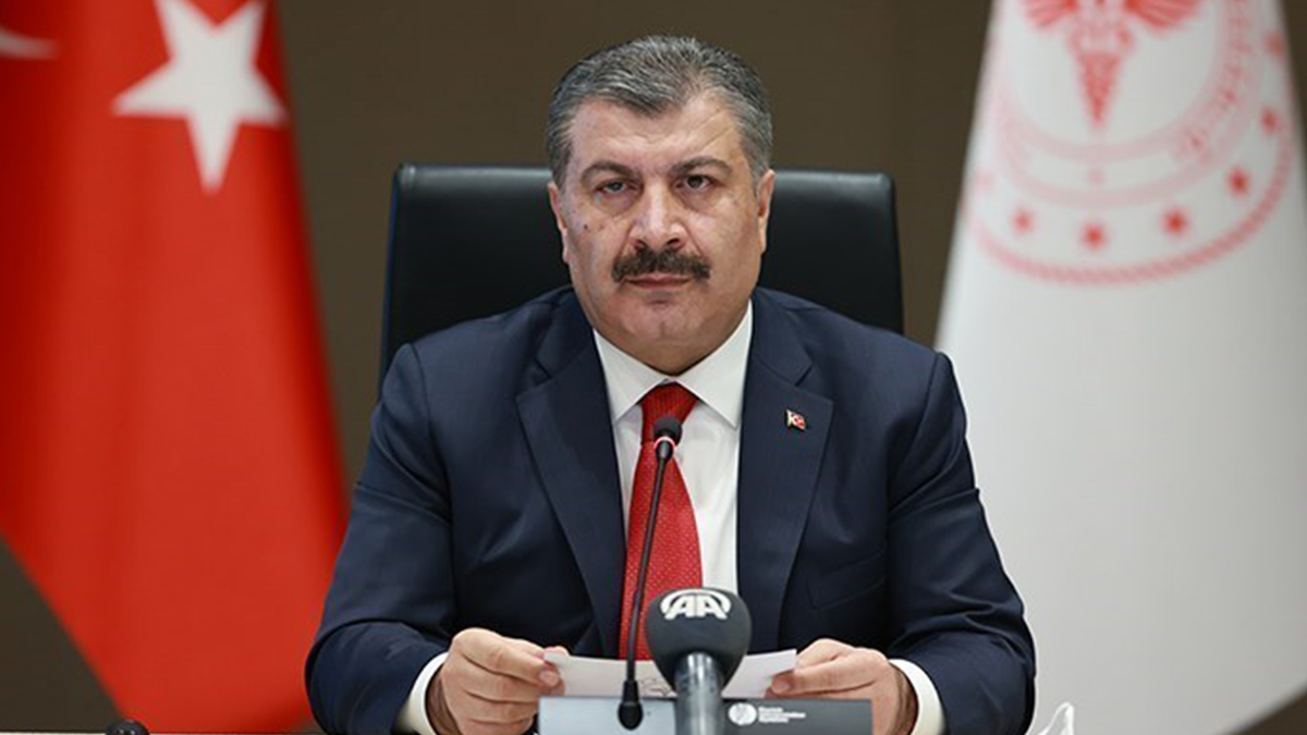 Koca: PCR testleri öğretmenlere ücretsiz yapılacak