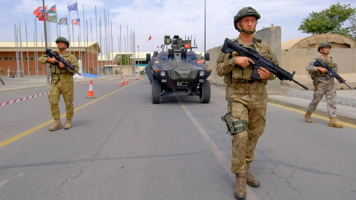 MetroPOLL, Afganistan'daki son durumu seçmene sordu: Türk askeri çekilsin