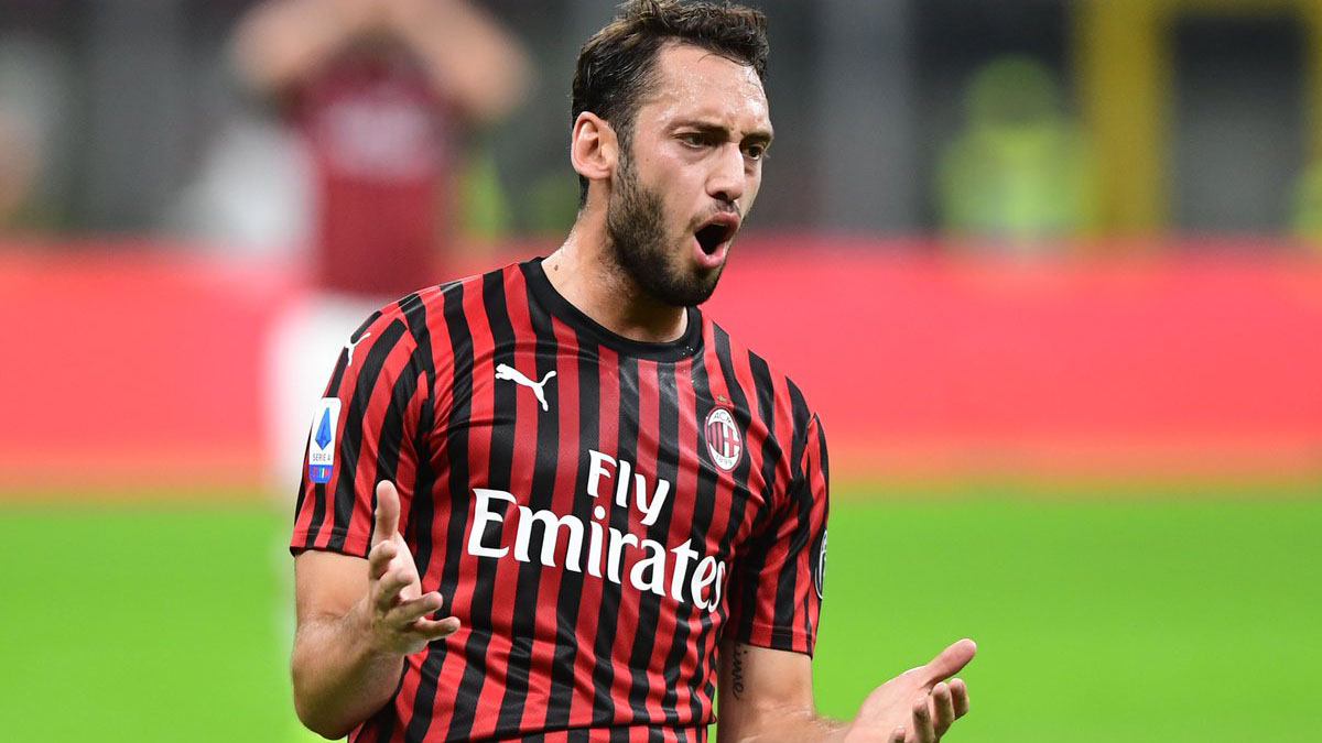 Hakan Çalhanoğlu, Zlatan Ibrahimovic'ten sonra bir ilki başardı
