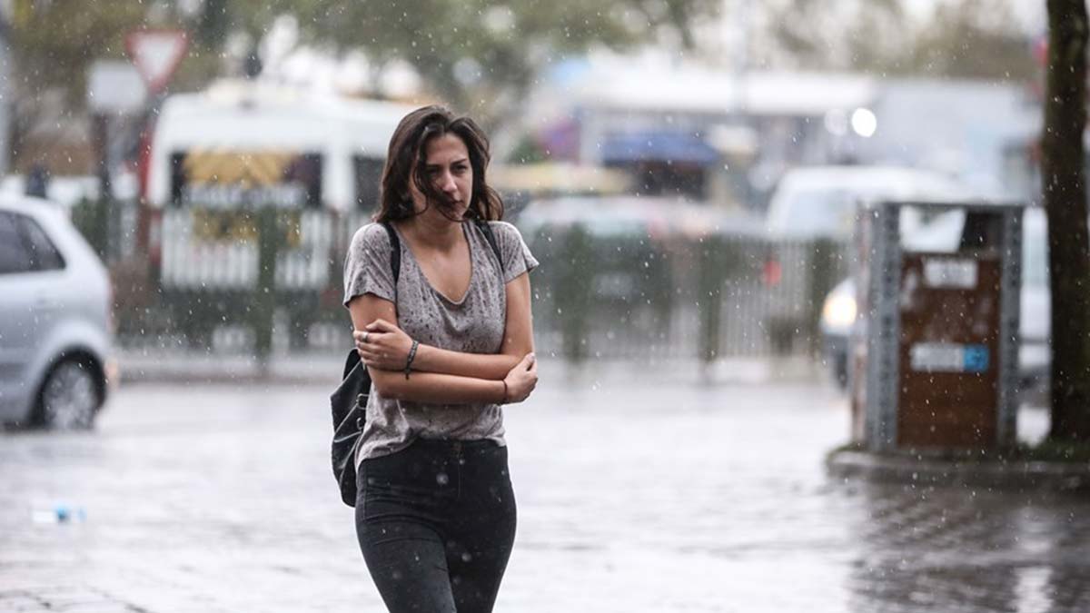 Sonbaharın ayak sesleri: Meteoroloji'den kuvvetli rüzgar ve yağmur uyarısı