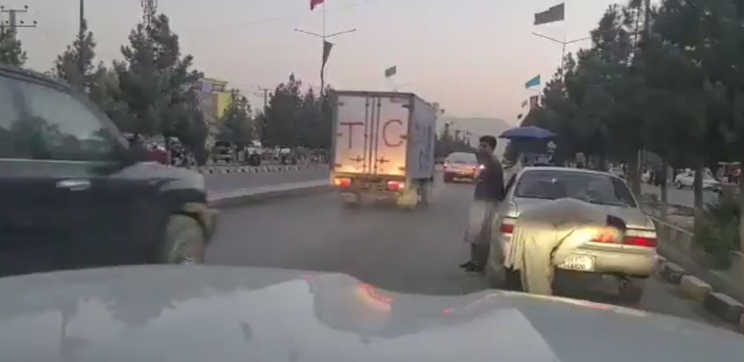 Taliban: Türkiye büyükelçisi Kabil'e geri döndü