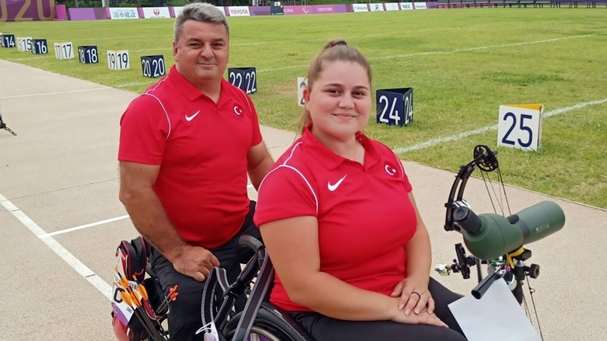 Milli okçulardan Tokyo'da gümüş madalya