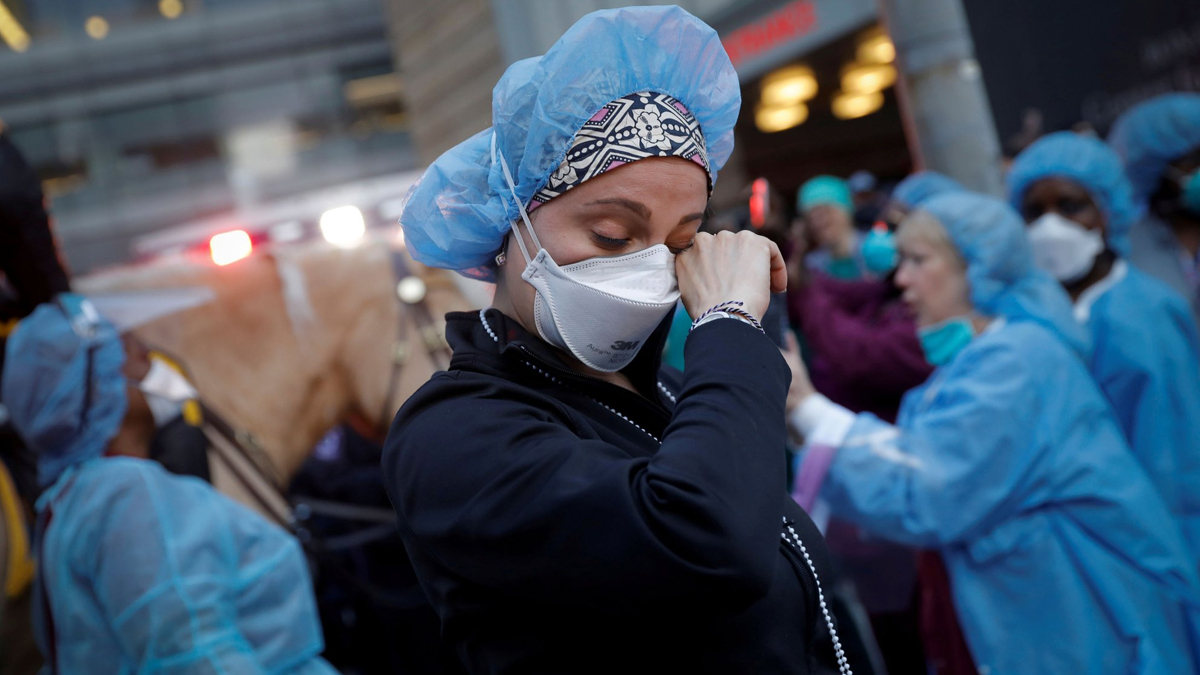 ABD'de 1 günde bin 325 ölüm daha