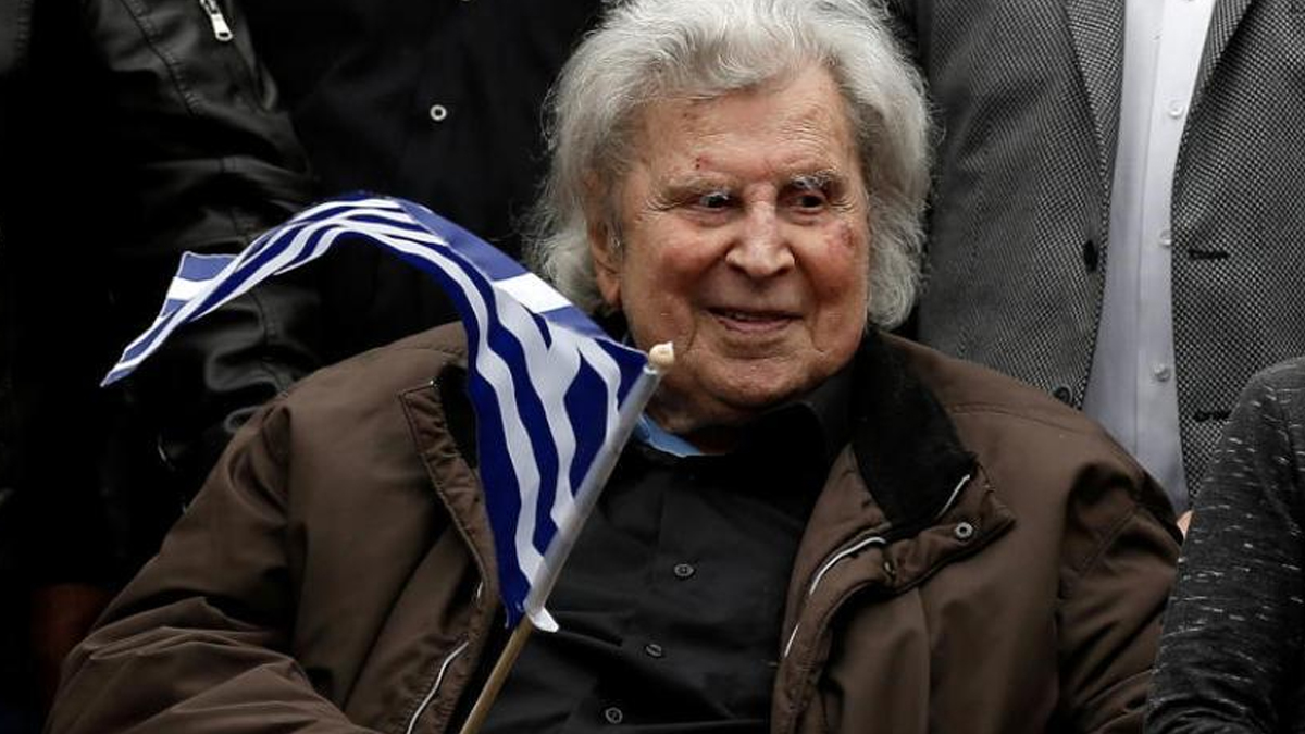 Dünyaca ünlü müzisyen Mikis Theodorakis hayatını kaybetti