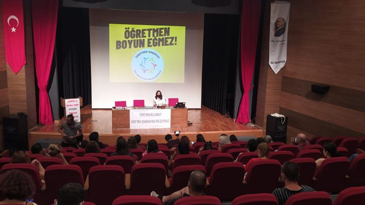 Özel sektör öğretmenleri taban maaşın belirlenmesini istiyor