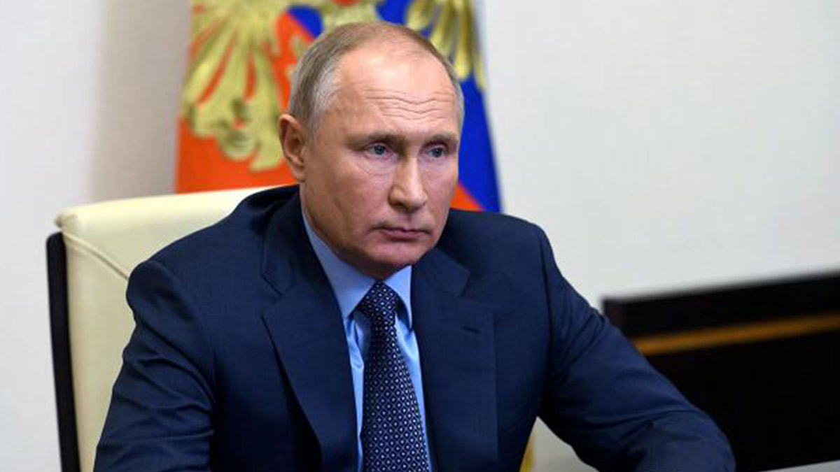 Putin koronavirüs nedeniyle karantina altına alındı