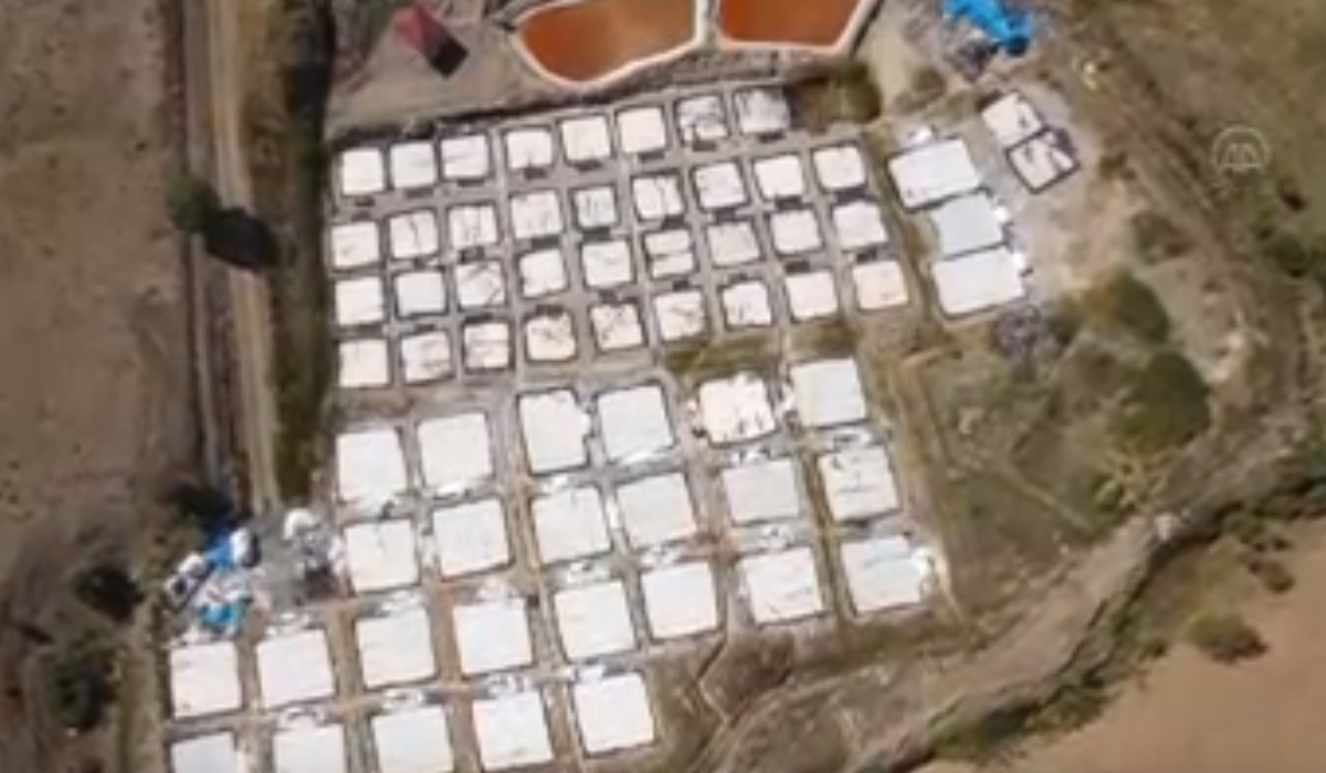 Kuyudan tonlarca çıktı! Yeraltı suları ile gelen beyaz altın bir kenti geçindiriyor