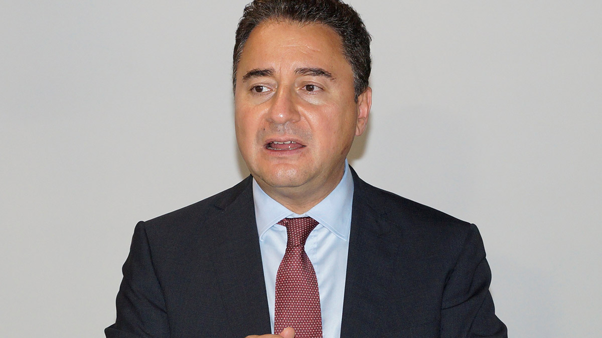 Ali Babacan'dan iktidara 'Yalan kibir ve torpil' eleştirisi: Say say bitmez