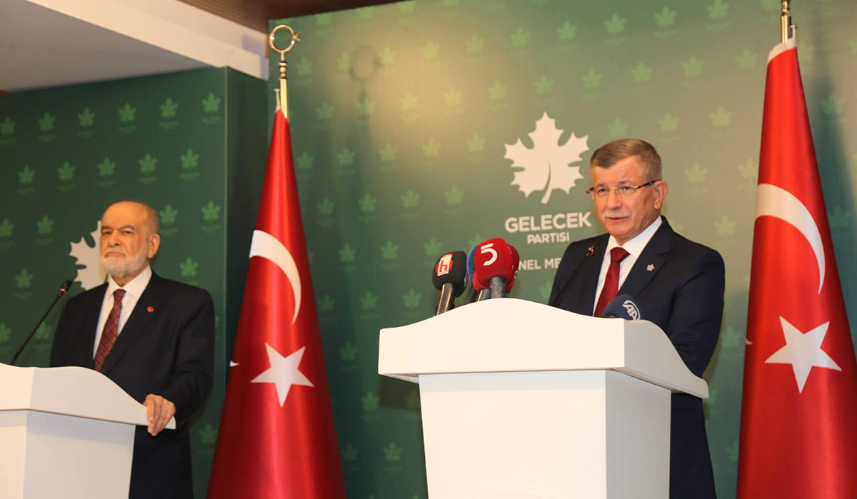 Ahmet Davutoğlu ve Temel Karamollaoğlu'ndan ortak açıklama: Erken seçim 2022'de