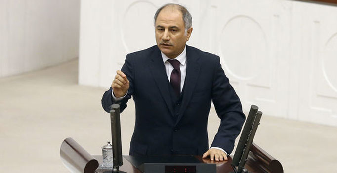 Son dakika! Efkan Ala: 3 teröristin birisinin kimliği ve uyruğu belirlendi