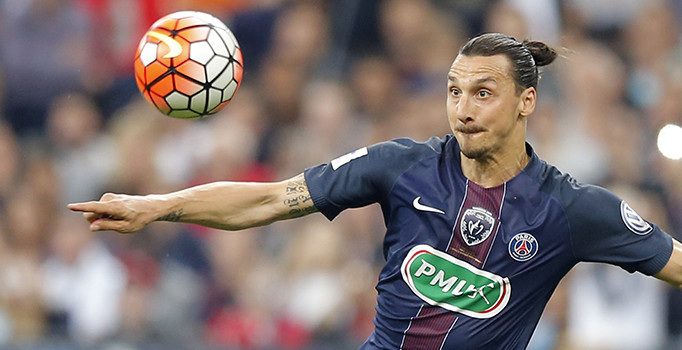 Zlatan Ibrahimovic Manchester United'da oynayacağını bakın nasıl duyurdu