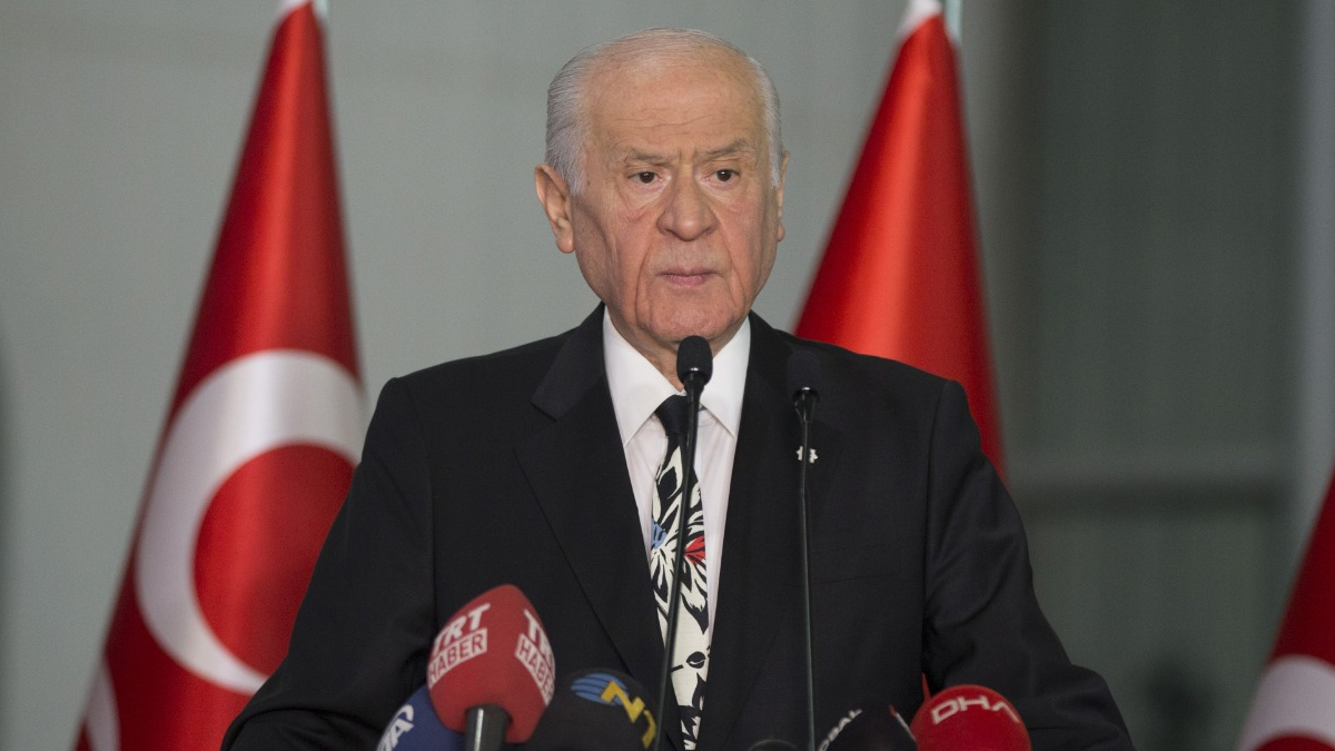 Bahçeli: HDP meşru değil