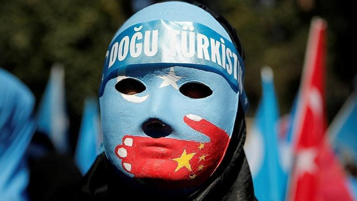 'Doğu Türkistan için 40 dilde dünyaya çağrı'