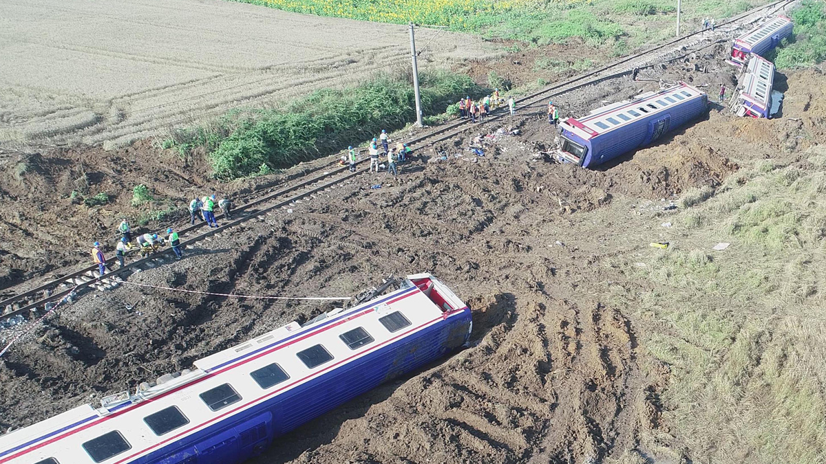TCDD ile uzlaştılar! Çorlu tren faciasında 3 yolcuya rekor tazminat