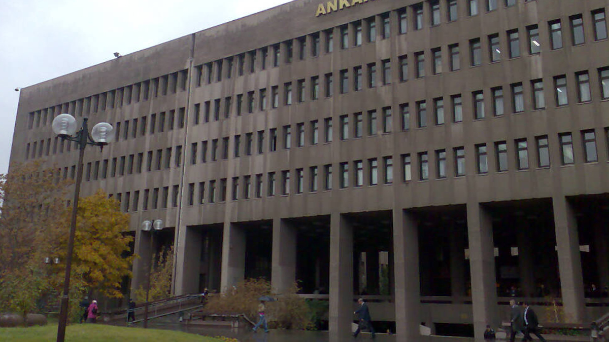 İnanılmaz ama gerçek: Kararı duyunca pencereden atlayan sanık hayatını kaybetti