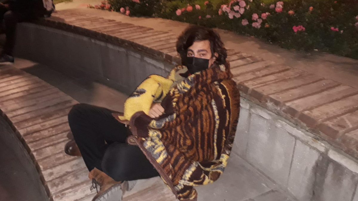 Öğrencilerden toplu eylem yasağına ilginç yöntem