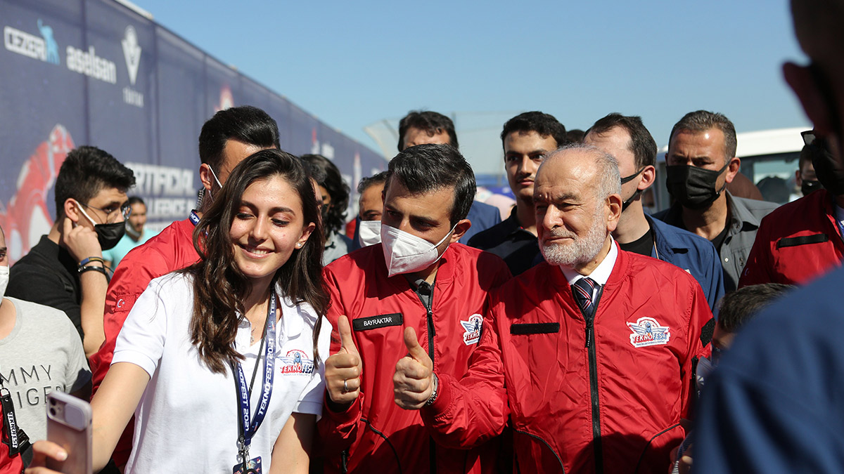 Saadet Partisi Genel Başkanı Karamollaoğlu, TEKNOFEST'te