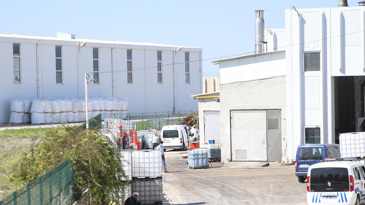 Eskişehir'de asit kuyusu faciası! Patron ve bir işçi kurtarılamadı