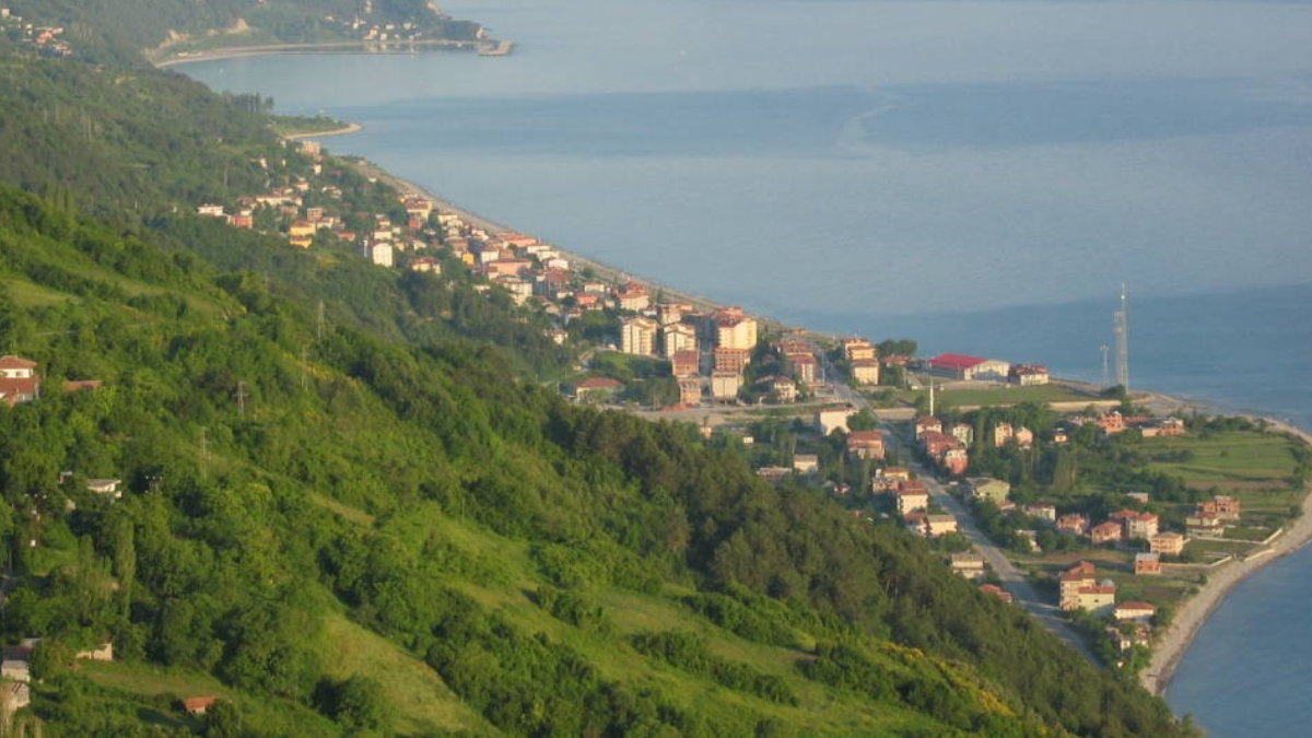 Sinop'taki mahalle Kastamonu'ya bağlanmak için sandık başına gidiyor