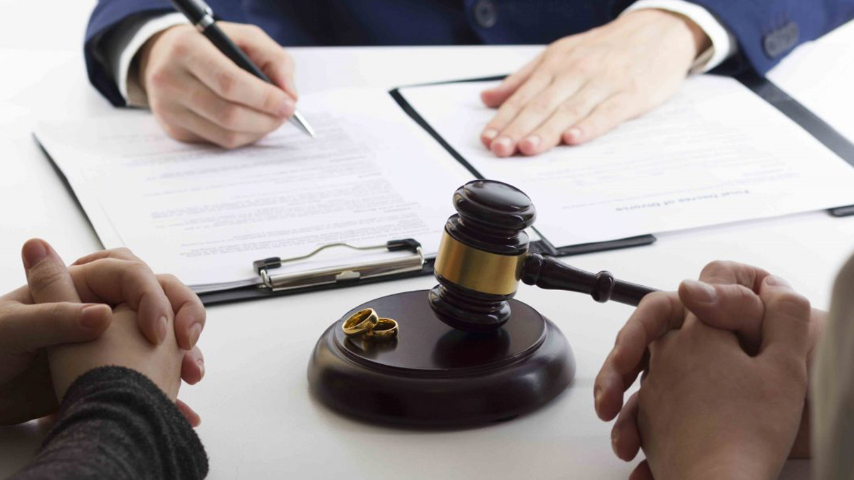 Yargıtay kararını verdi: 'Benim paramla varsın' sözü boşanma nedeni