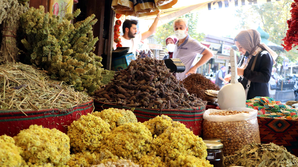 Havalar soğudu bitki çayları fiyatı arttı