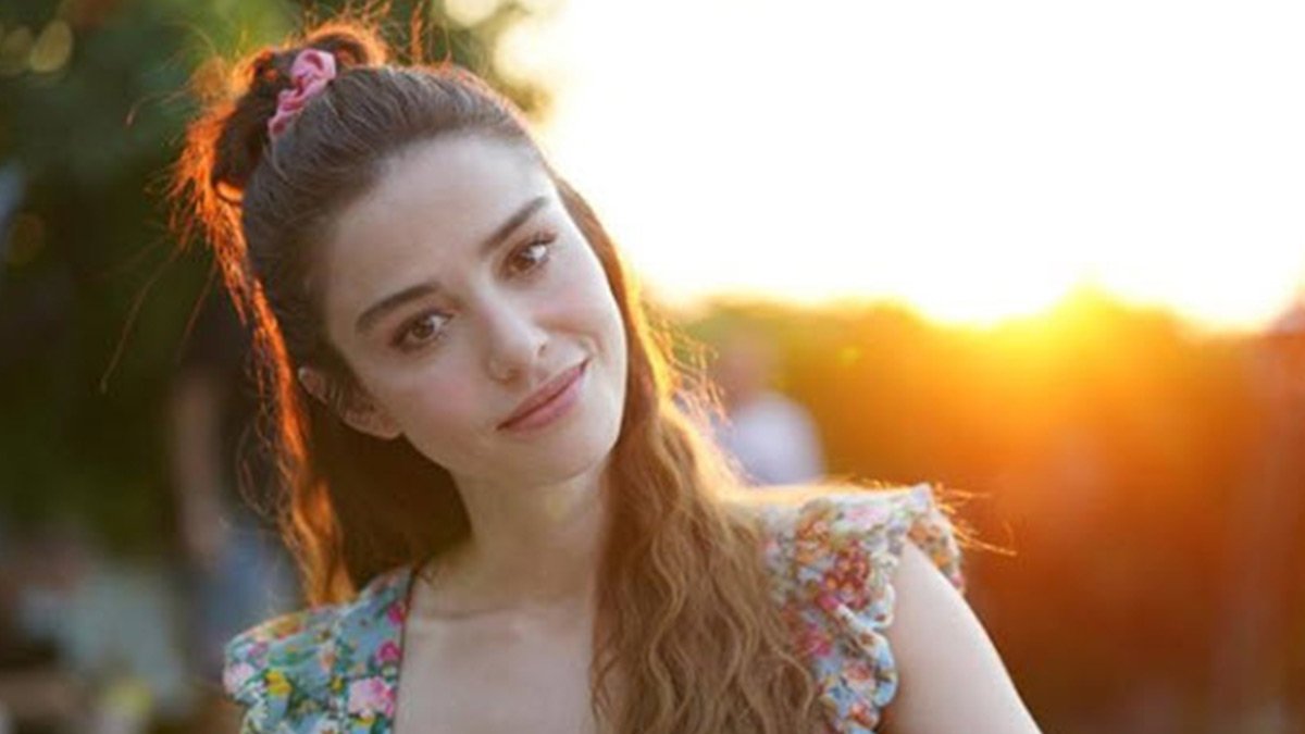 Özge Gürel'in acı günü! Babasını kaybetti