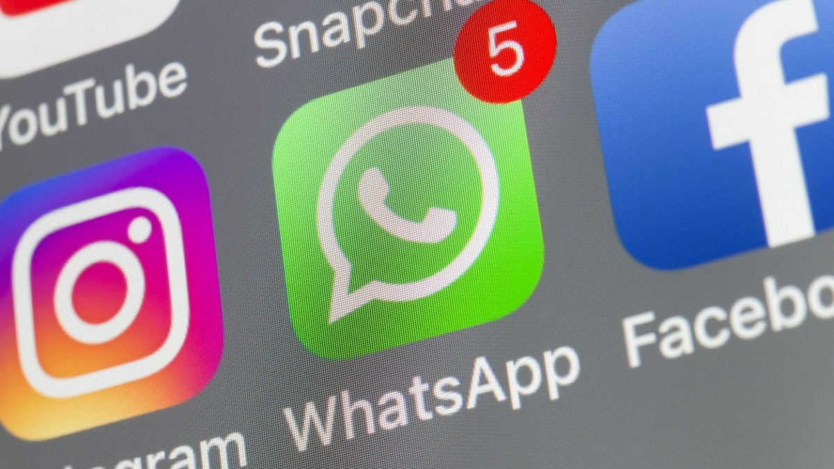 Facebook'tan çöken Whatsapp açıklaması: Özür dileriz