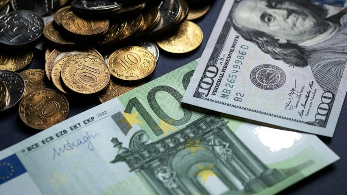 Dolar ve euro yeni haftaya nasıl başladı?