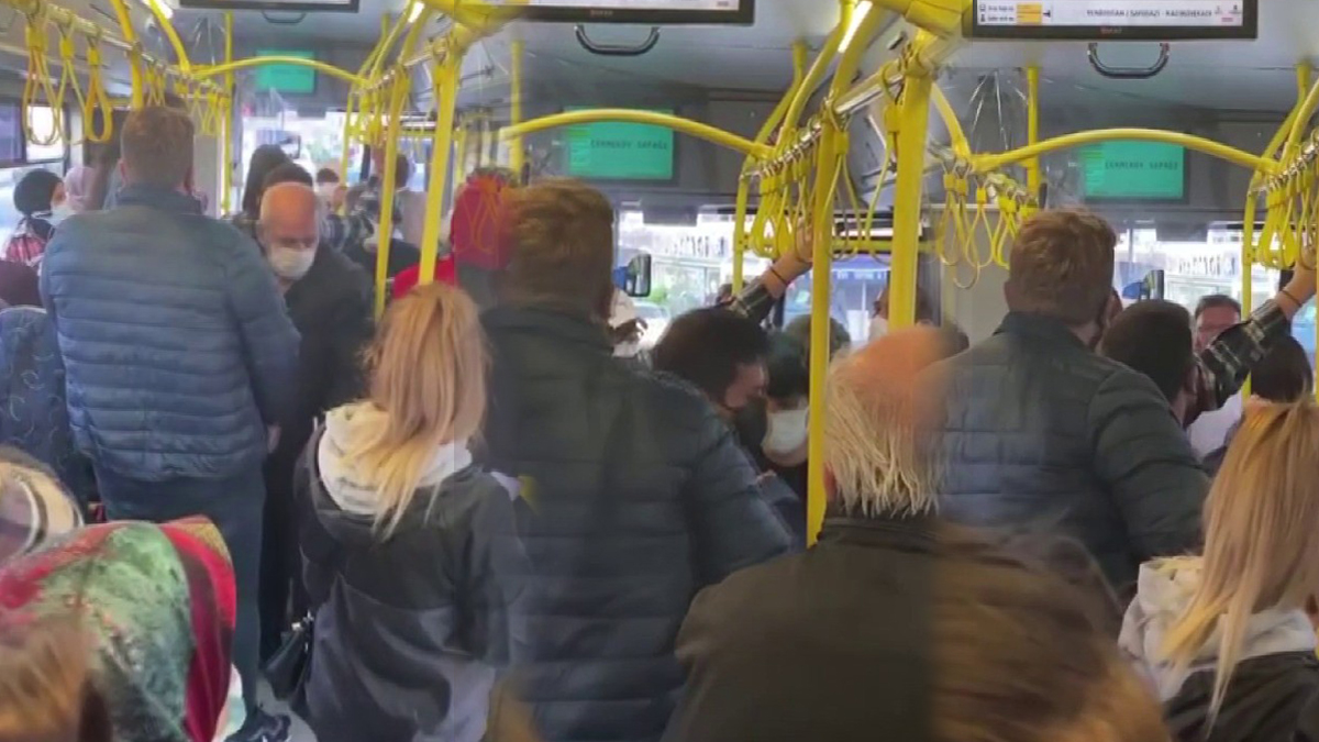 Otobüs şoförü 'psikolojim bozuldu' diyerek yolcuları indirmek istedi