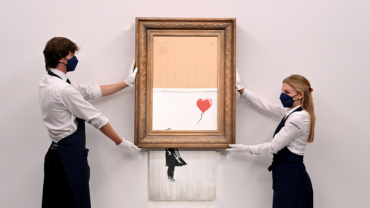 Banksy'nin 'Love Is In The Bin' tablosu rekor fiyata satıldı