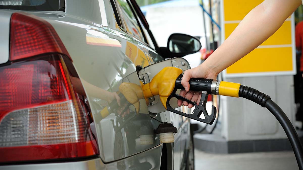 Benzine 14 motorine 41 kuruş zam geldi