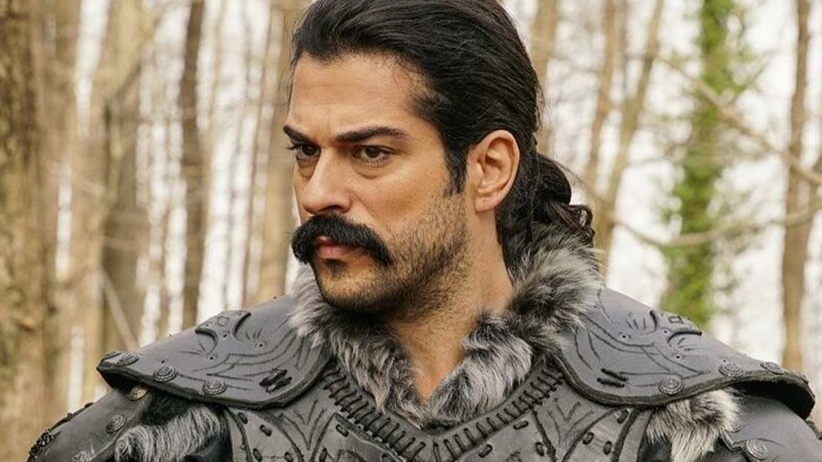 Burak Özçivit hakkında soruşturma başlatıldı