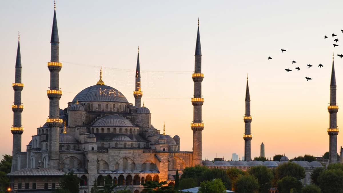 Dualı, ayetli, hadisli Mevlid Kandili mesajları ve sözleri