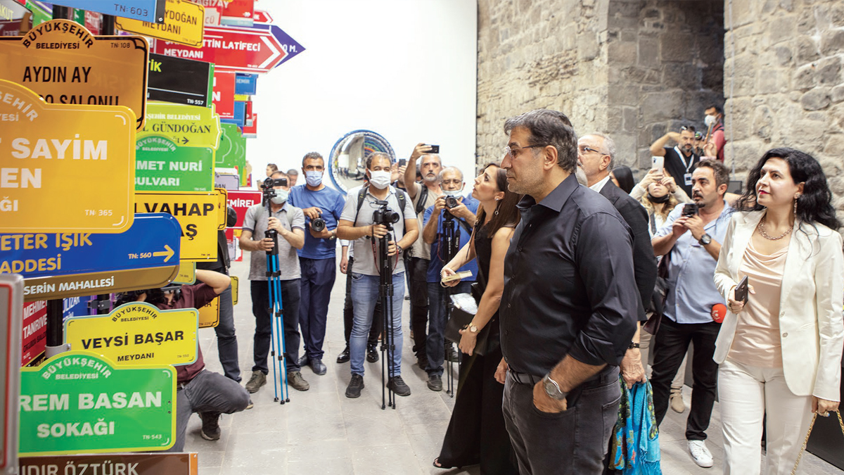 ‘Sanatım yeniden önce ailemle buluştu’